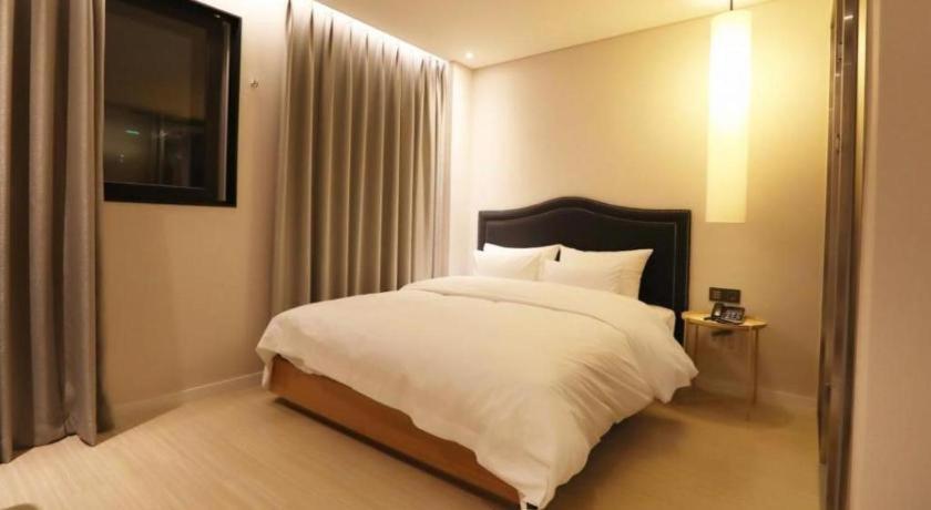 Londoner Hotel Busan Eksteriør billede