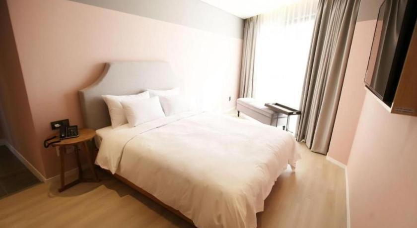 Londoner Hotel Busan Eksteriør billede