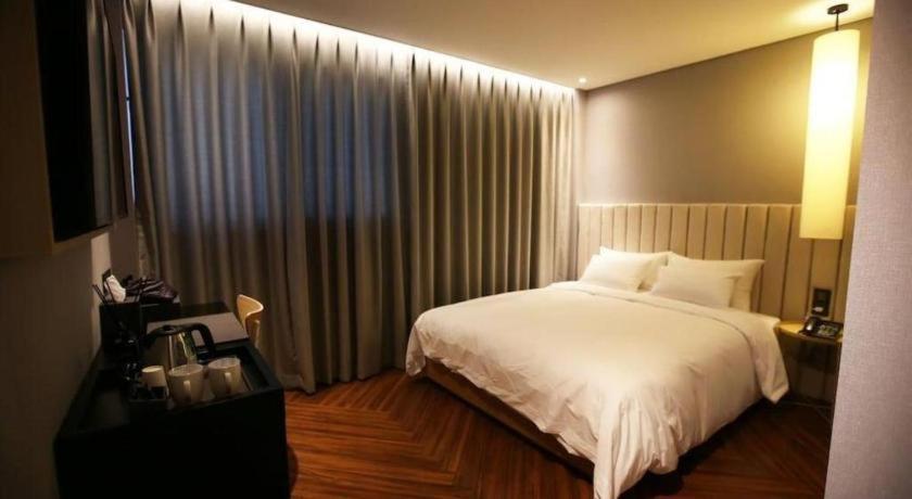 Londoner Hotel Busan Eksteriør billede